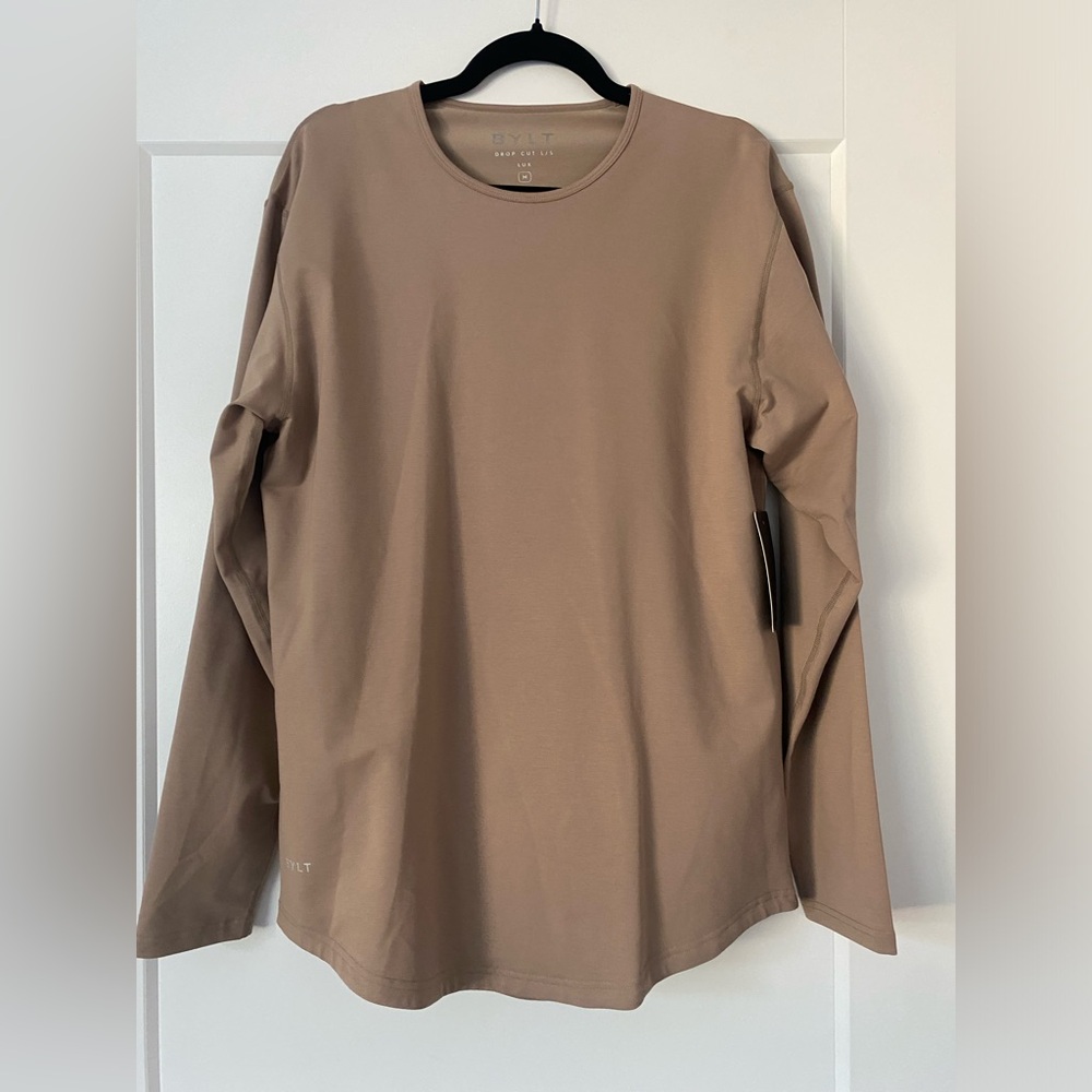 Men’s drop-cut long sleeve